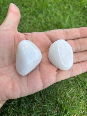 Quartzo branco rolado